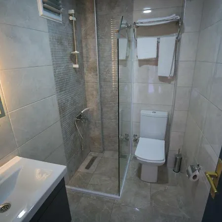 Sembol Otel 3*